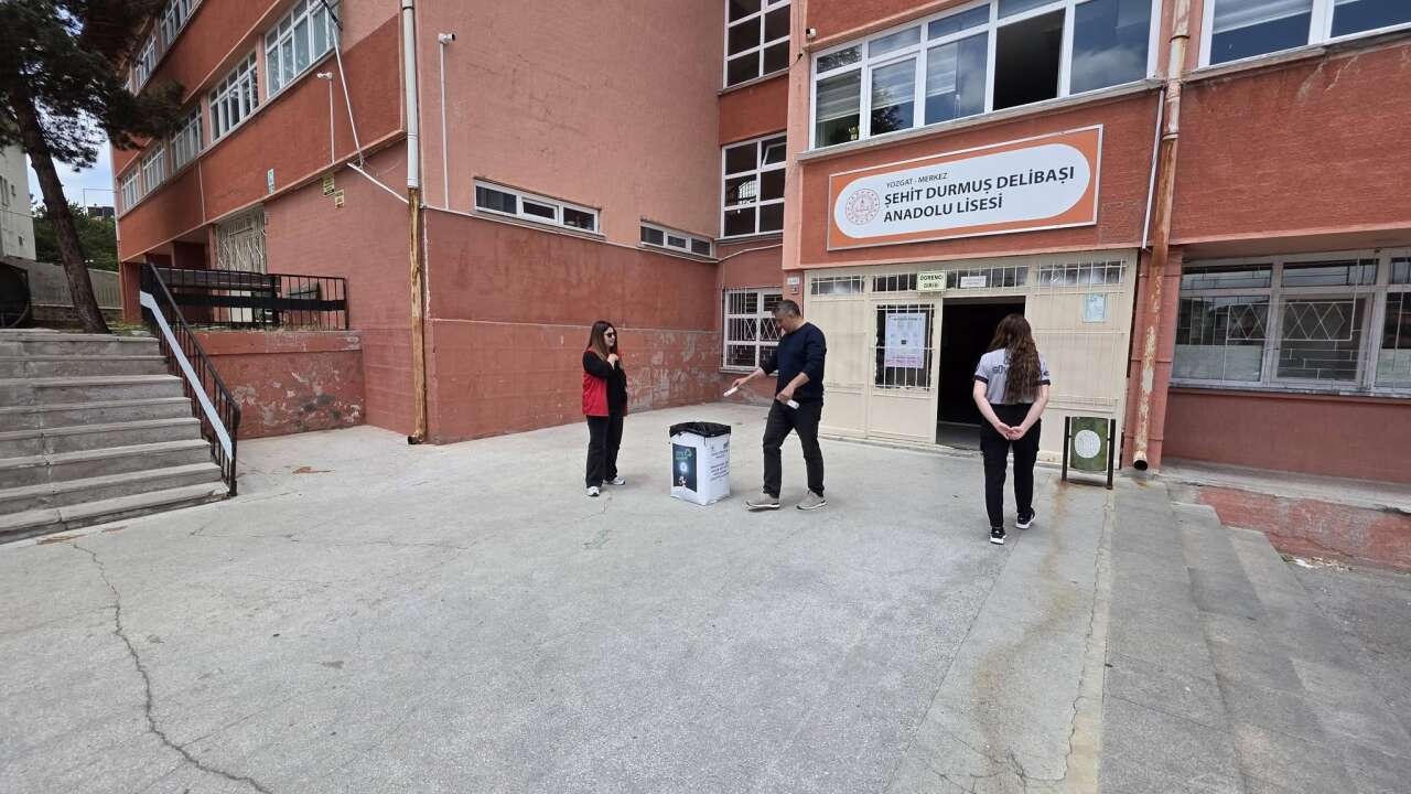 Yozgat'ta Genç Dönüşüm Projesiyle Kalemler Köy Okullarına Ulaştırılacak