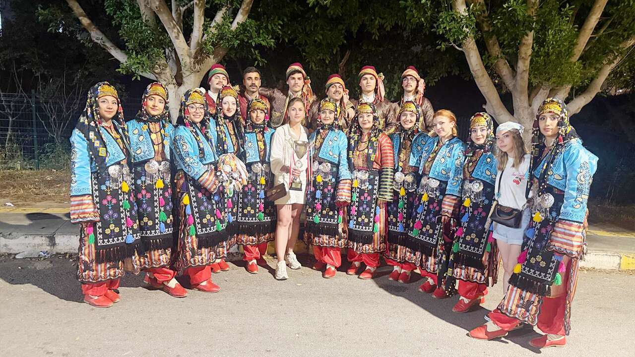 Yozgat Bozok Üniversitesi Halk Oyunları Topluluğu Türkiye Üçüncüsü Oldu