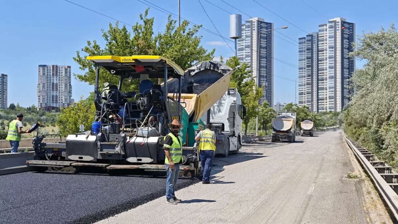 Ankara Büyükşehir Belediyesi’nden Ulaşım Atağı: Beştepe ve Çukurambar’da Asfalt Çalışmaları Sürüyor