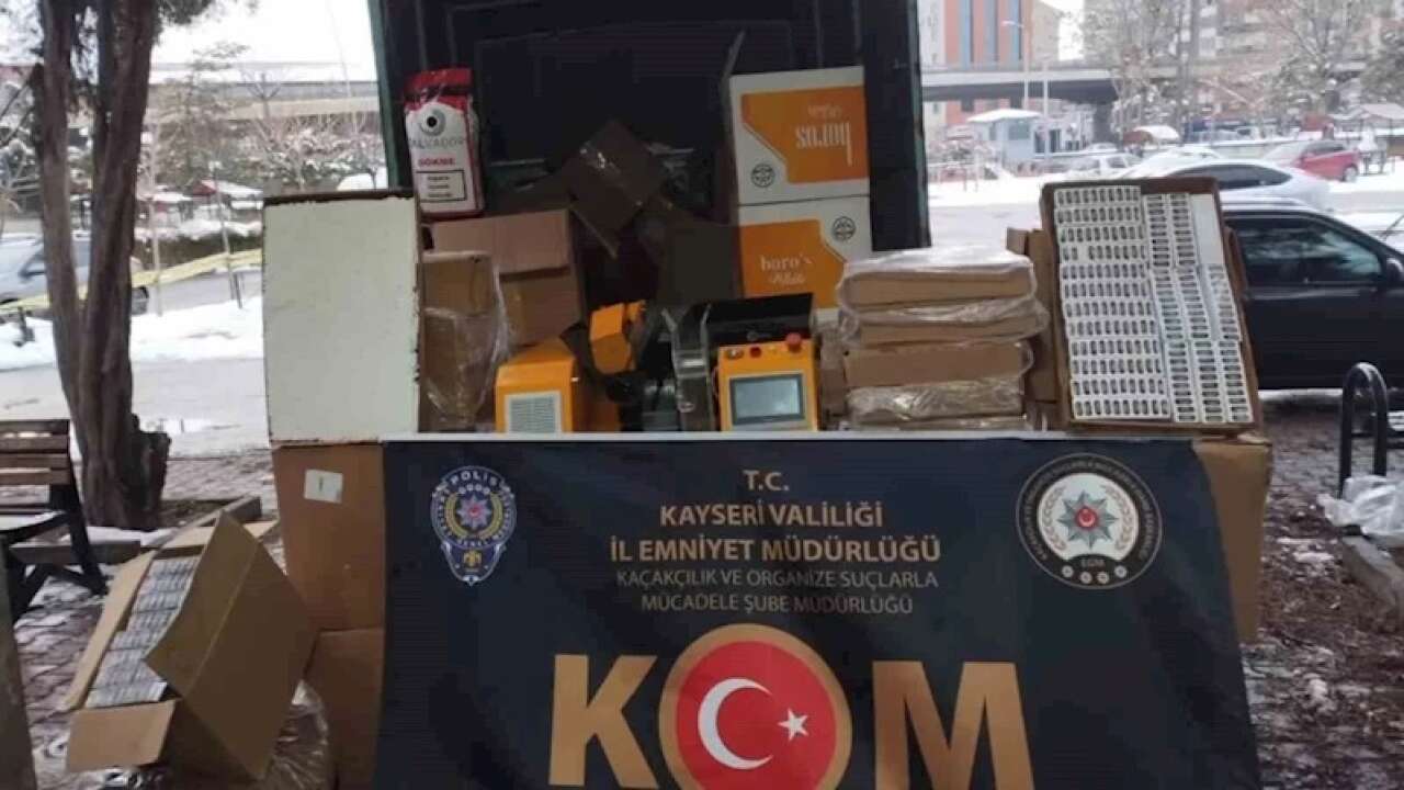Kayseri'de Kaçakçılığa Darbe: Binlerce Makaron Ele Geçirildi