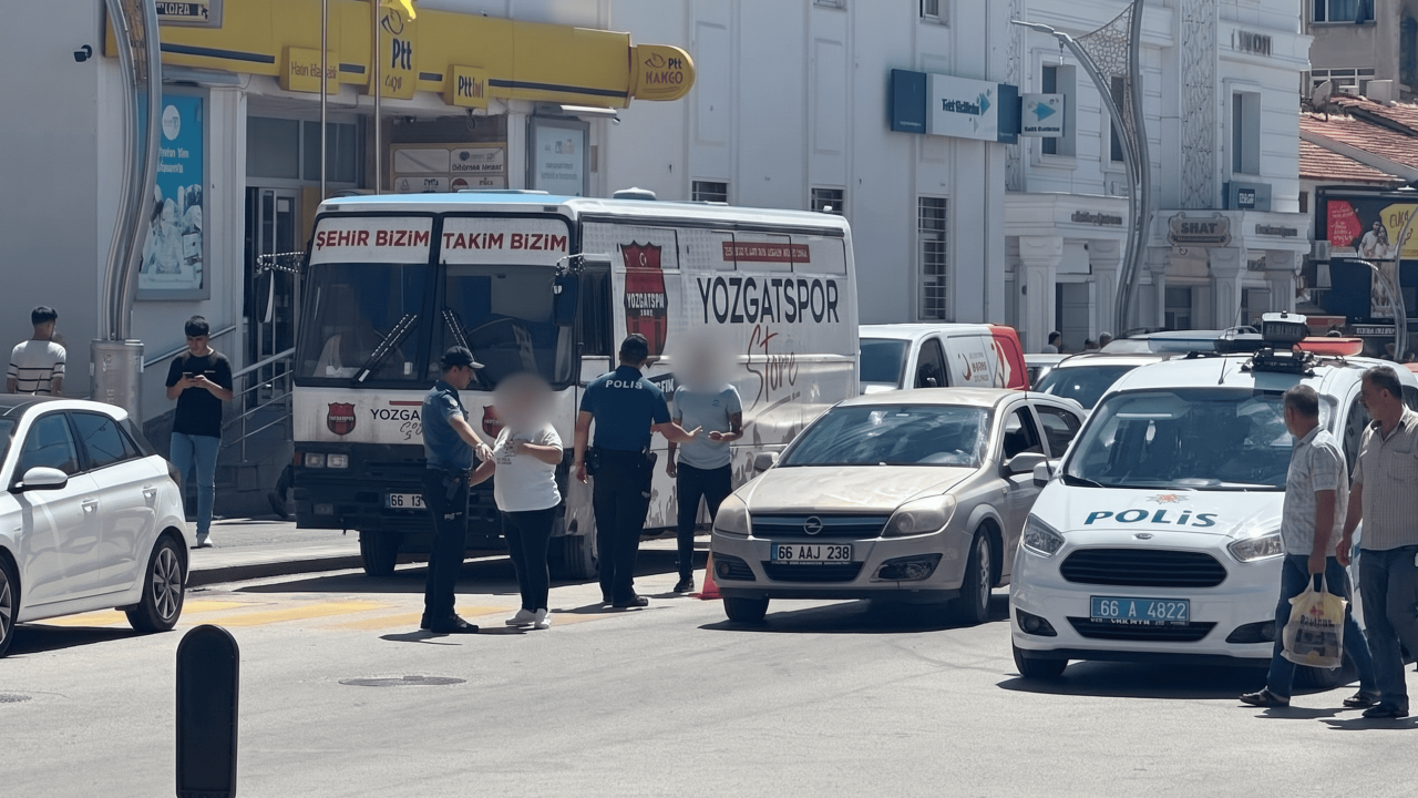 Yozgat'ta Lise Caddesi'nde Gergin Anlar! Polis Ekipleri Devreye Girdi