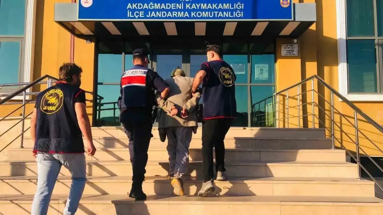 Adam Öldürme Suçundan Aranıyordu! Yozgat'ta Jandarma Operasyonuyla Yakalandı