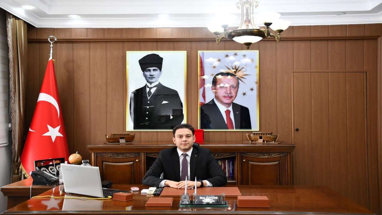 Saraykent Kaymakamı Mete Öztürk'e Duygusal Veda: Gönül Bağları Kalıcıdır