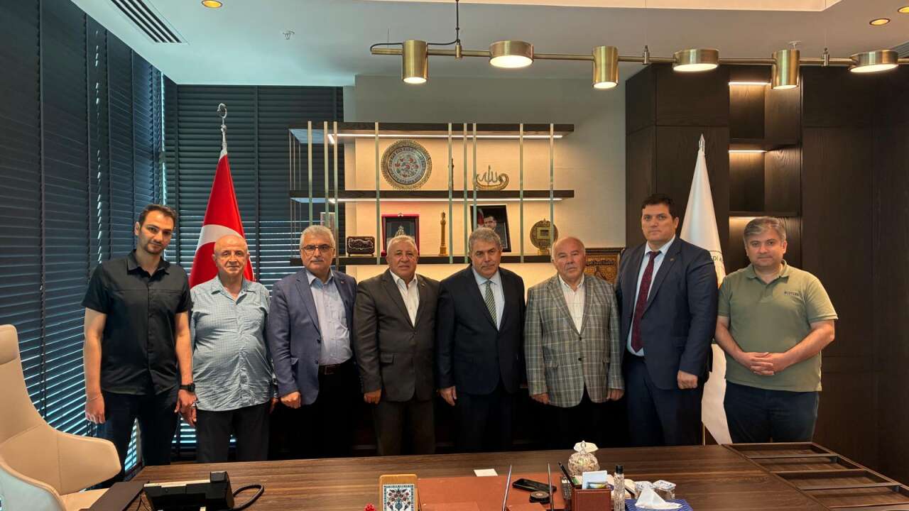 Tarım Kredi Kooperatifleri Genel Başkanı Adem Darımla'ya Hemşehrilerinden Anlamlı Ziyaret