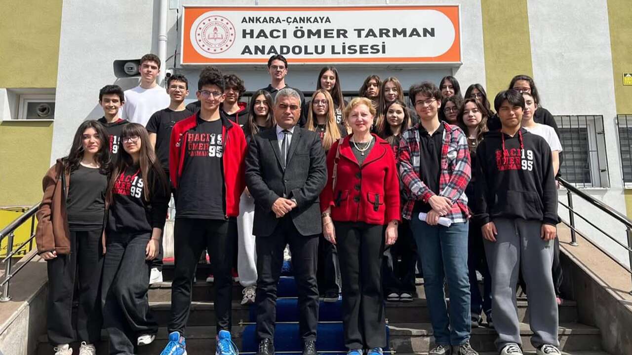 Yozgatlı müdürün okulu Ankara’dan Anadolu’ya eğitim ağı ördü