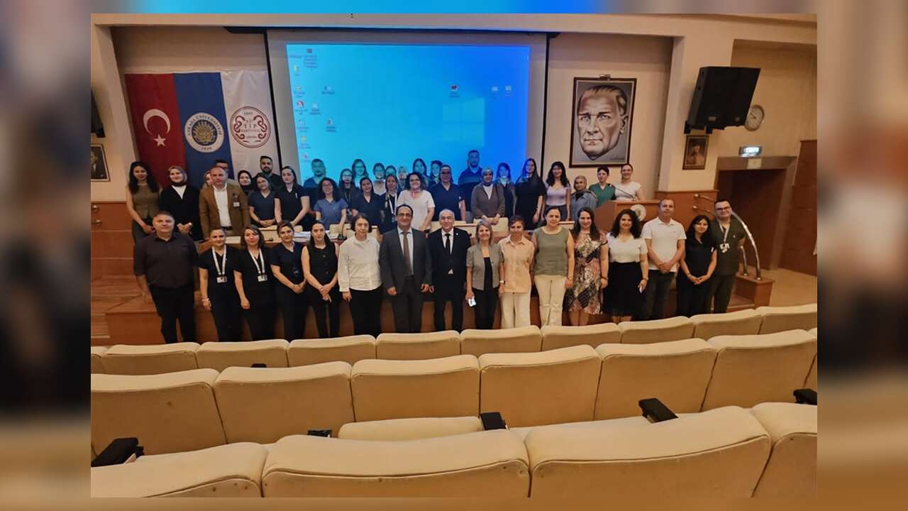 Ankara Tıp'ta Çocuklarda İleri Yaşam Desteği Eğitimi Tamamlandı