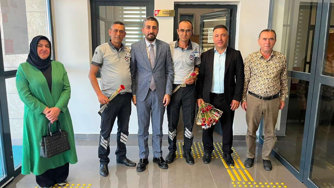 AK Parti Yozgat Merkez İlçe Başkanı Şimşek'ten Özel Güvenlik Personeline Anlamlı Ziyaret
