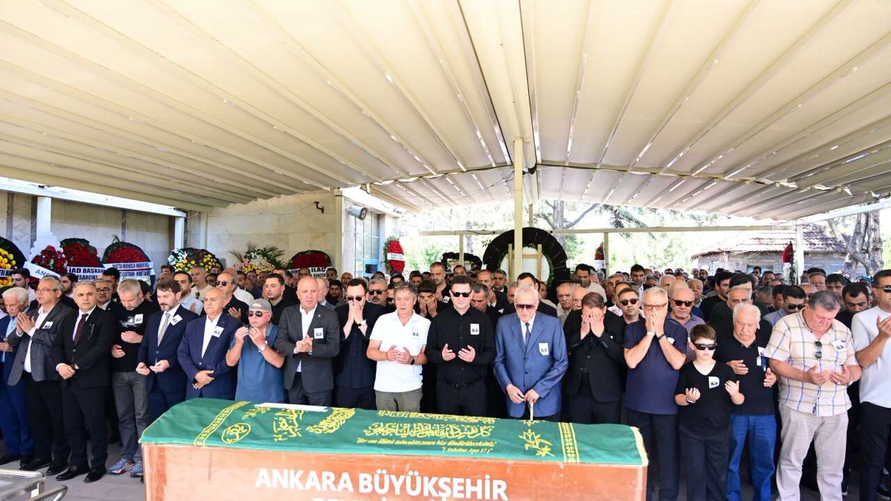 OSTİM'in Duayen İsmi Ahmet Mithat Ertuğ Son Yolculuğuna Uğurlandı