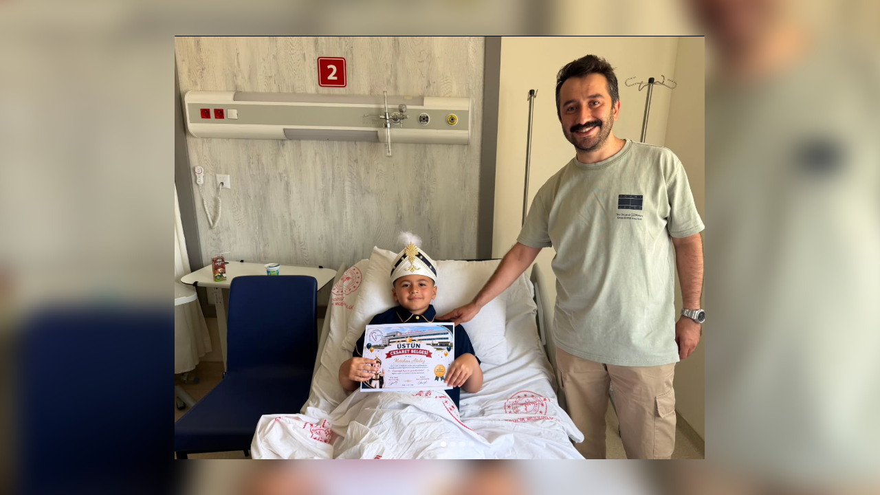 Yozgat Şehir Hastanesi'nde Minik Kahramanlara "Üstün Cesaret Belgesi"
