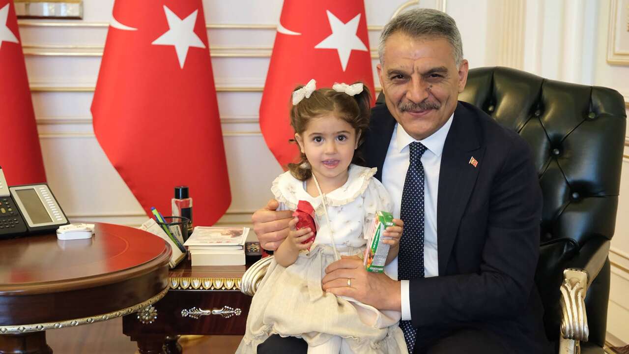 Minik Aybüke'den Yozgat Valisi Özkan'a Anlamlı Ziyaret!