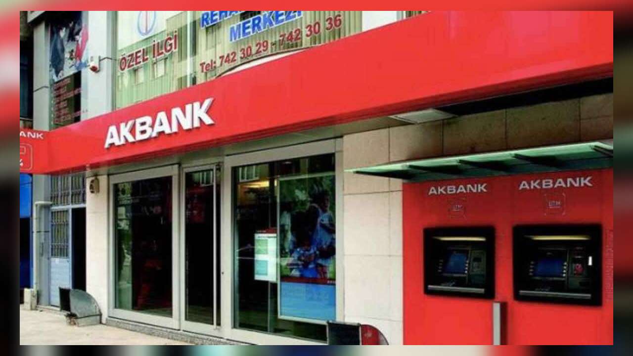 Akbank'tan Temmuz Sürprizi: Müşterilere 25 Bin TL Faizsiz Ödeniyor
