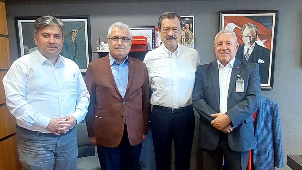 Yozgat'ın Efsane Bakanı Lütfullah Kayalar Ankara'da Konuklarını ağırladı
