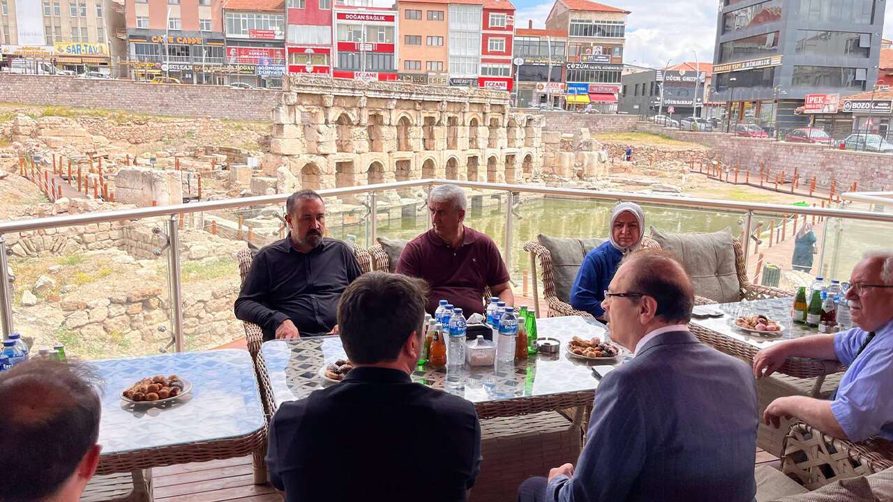Yozgat Milletvekili Akgül'den Sarıkaya Roma Hamamı Mesajı: Tarihi Mirasımızla Geleceği İnşa Edeceğiz