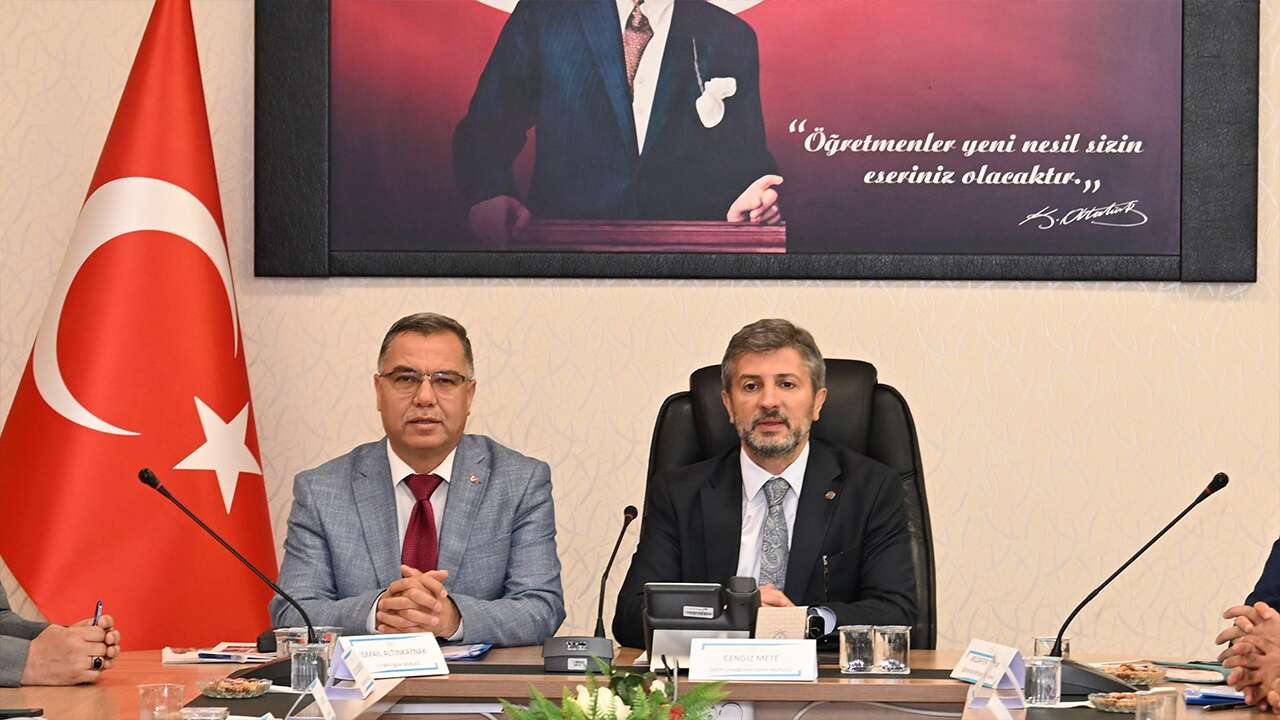 Yozgat'ta Eğitimin Geleceği Masaya Yatırıldı! Kritik Toplantıya Üst Düzey Katılım