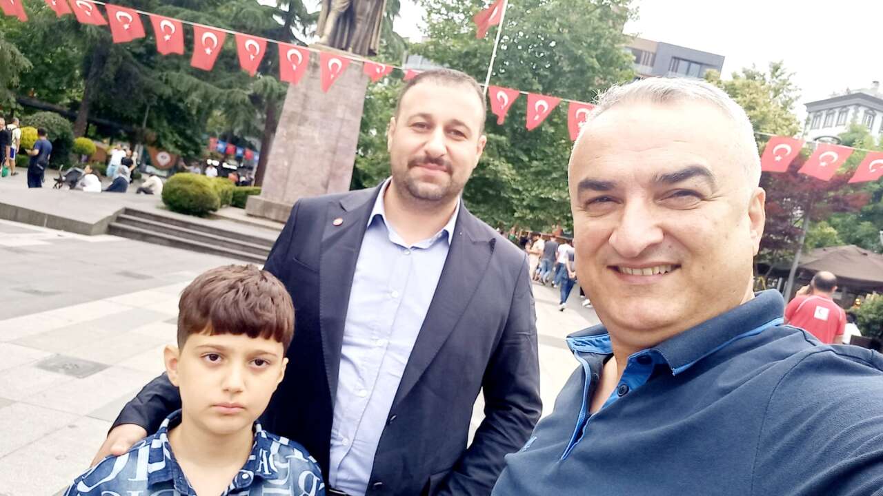 Eren Bülbül'ün Adı Erbil'de Yaşıyor: Türkmen Aileden Maçka'ya Anlamlı Ziyaret