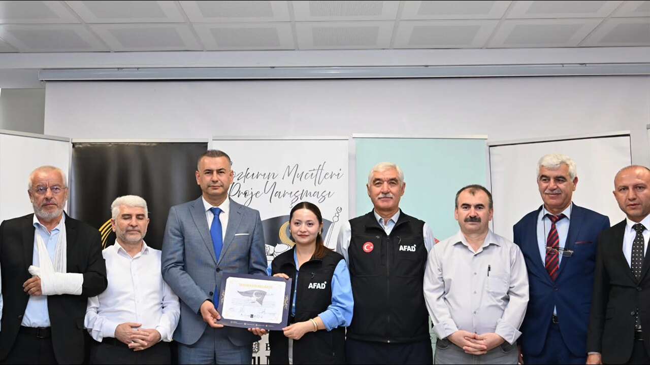 Bozkırın Mucitleri Ödüllerine Kavuştu! Genç Yetenekler Yozgat'ta Sahneye Çıktı