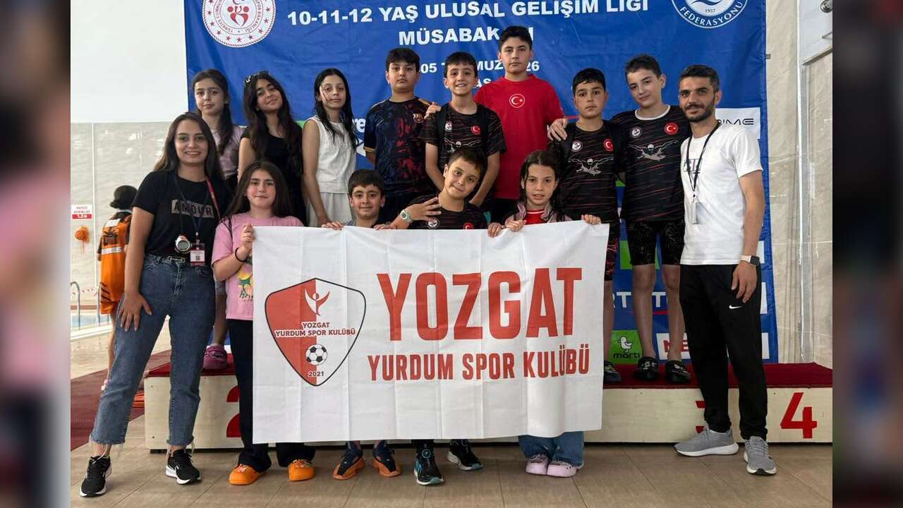 Yozgatlı Yüzücülerden Sivas'ta Büyük Başarı! 12 Sporcunun Tamamı Barajı Geçti