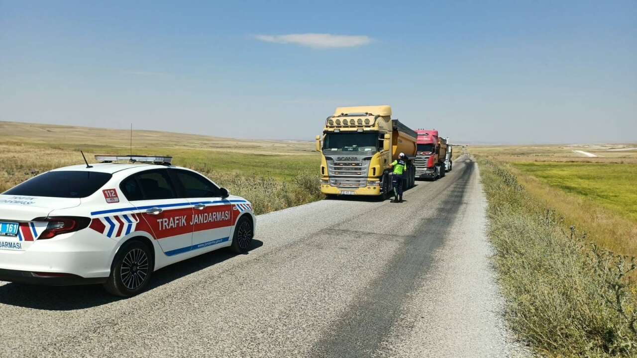 Yozgat'ta Yük Taşımacılığına Jandarma Denetimi!