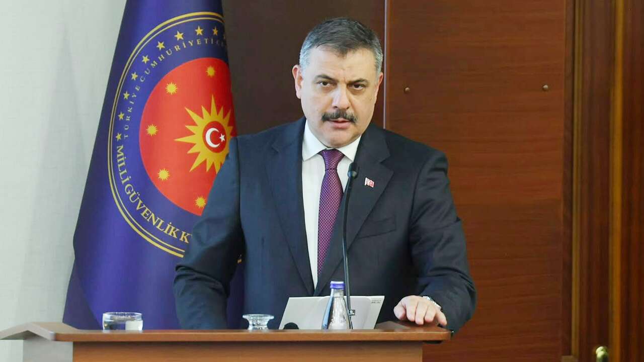 Bakan Çiftçi Duyurdu! FETÖ'ye Dev Operasyon: 968 Şüpheli Hakkında İşlem Başlatıldı