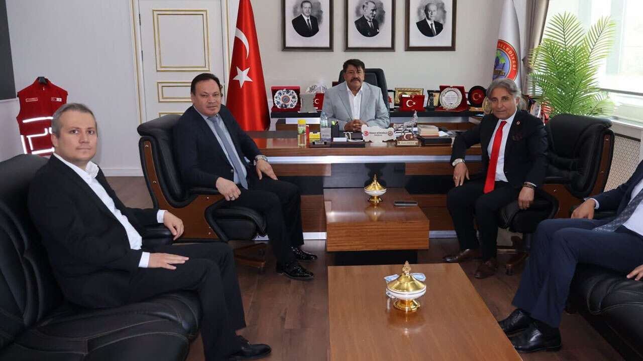 Yozgat Vergi Dairesi Yöneticilerinden Saraykent Belediyesi'ne Ziyaret