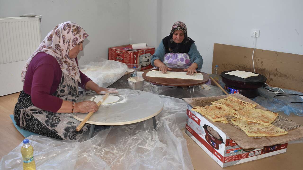 Kadışehri Kadın Kooperatifi Yöresel Lezzetleriyle İlgi Görüyor