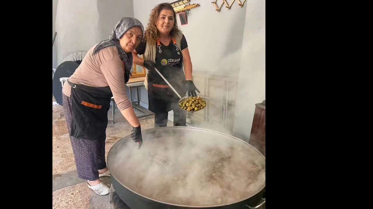 Çayıralanlı Kadınlardan Doğal Şifa! ÇEKOOP Kozalak Şurubuna Yoğun İlgi