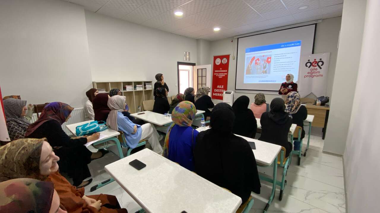 Yozgat Sorgun ADEM’de Kursiyerlere Sosyal Hizmetler Anlatıldı