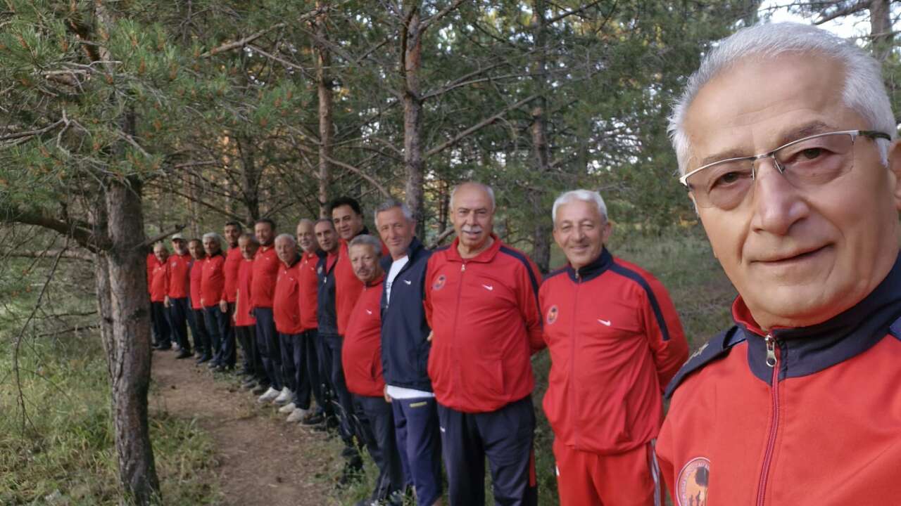 Yozgat Çamlığının Gönüllü Korucuları: 30 Yılı Aşkın Süredir Güne Sporla Başlıyorlar