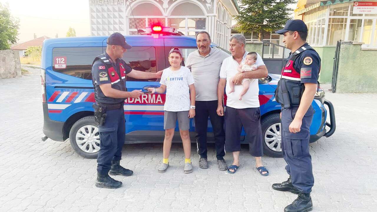 Yozgat’ta Kayıp Telefon Camiden Çıktı!