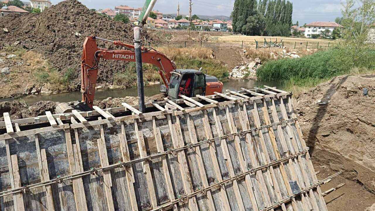 DSİ’den Yozgat Çandır’daki Taşkın Kontrol Çalışmalarına Yakın Takip