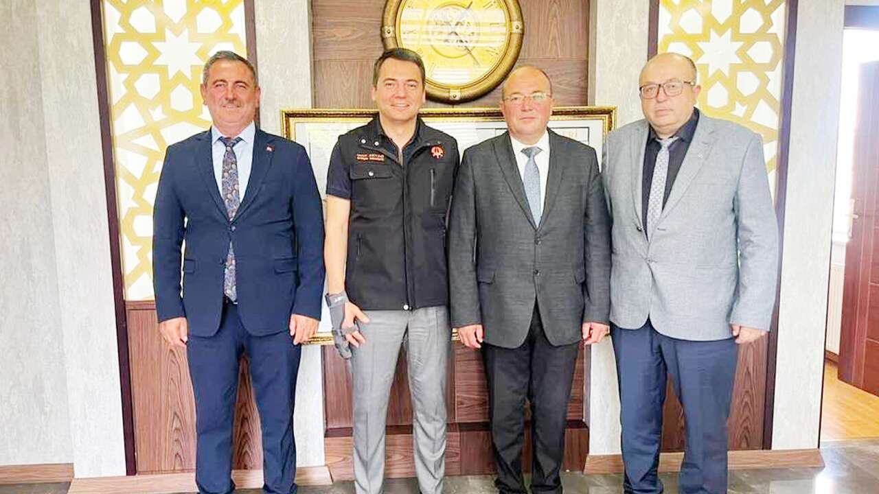 Çayıralan’ın Yol Talebi Karayolları’na İletildi: Sıcak Asfalt İçin Görüşme