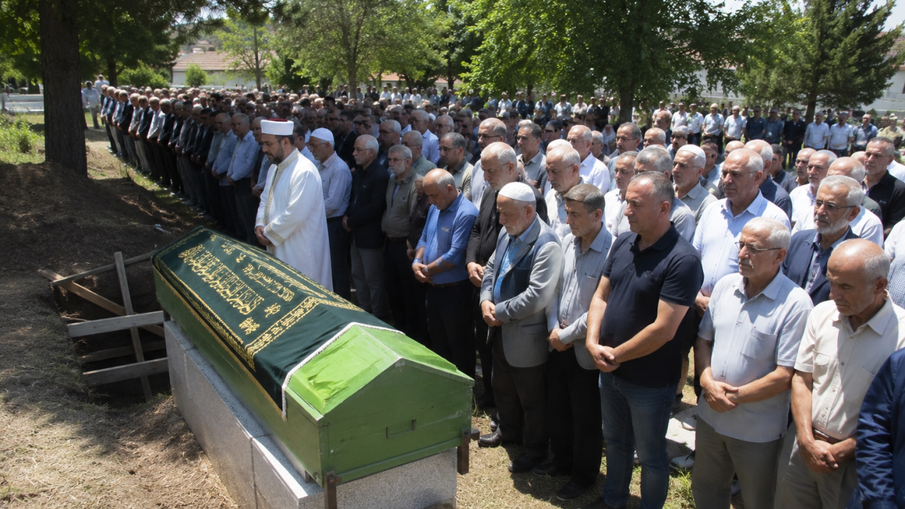 Yozgat'ta Acı Gün! Hacı Hasan Kartal Dualarla Son Yolculuğuna Uğurlandı