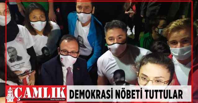 Yozgatlı Antrenör ve sporcular Demokrasi nöbetine katıldılar