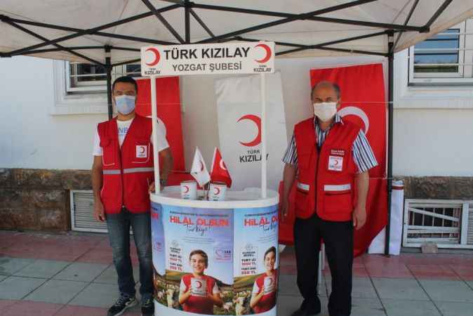 Kızılay ihtiyaç sahibinin yanında