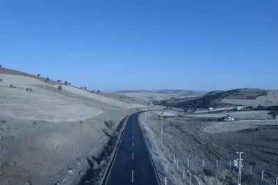 Yozgat'ta köyler sıcak asfaltla buluşuyor