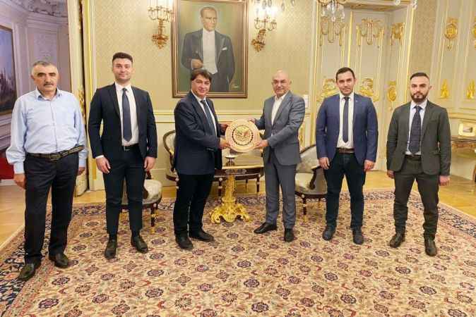 Avusturya'da Yaşayan Yozgatlılar'dan Önemli Birliktelik... Viyana Büyük Elçisi ile Çok Önemli Görüşme