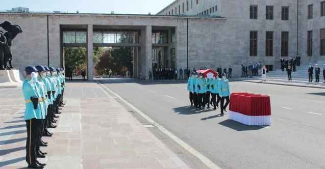 Eski Bakan Zeki Ergezen için TBMM’de Devlet Töreni düzenlendi
