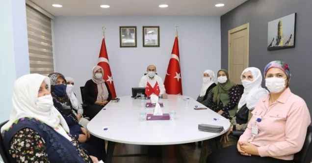 Vali Demirtaş kadınları ağırladı