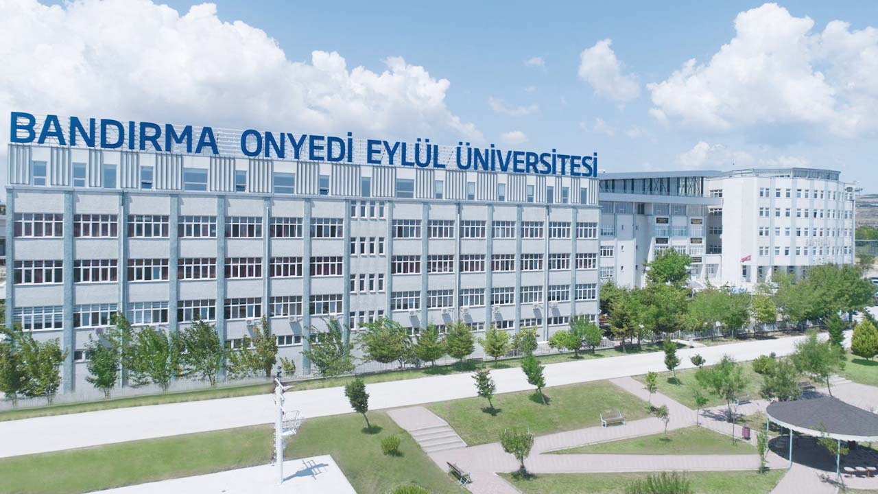 Bandırma Üni (1)