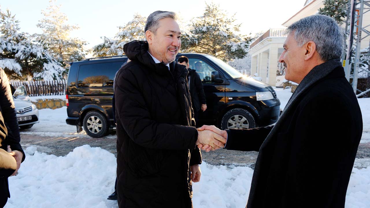 Elçi Kazakistan (2)