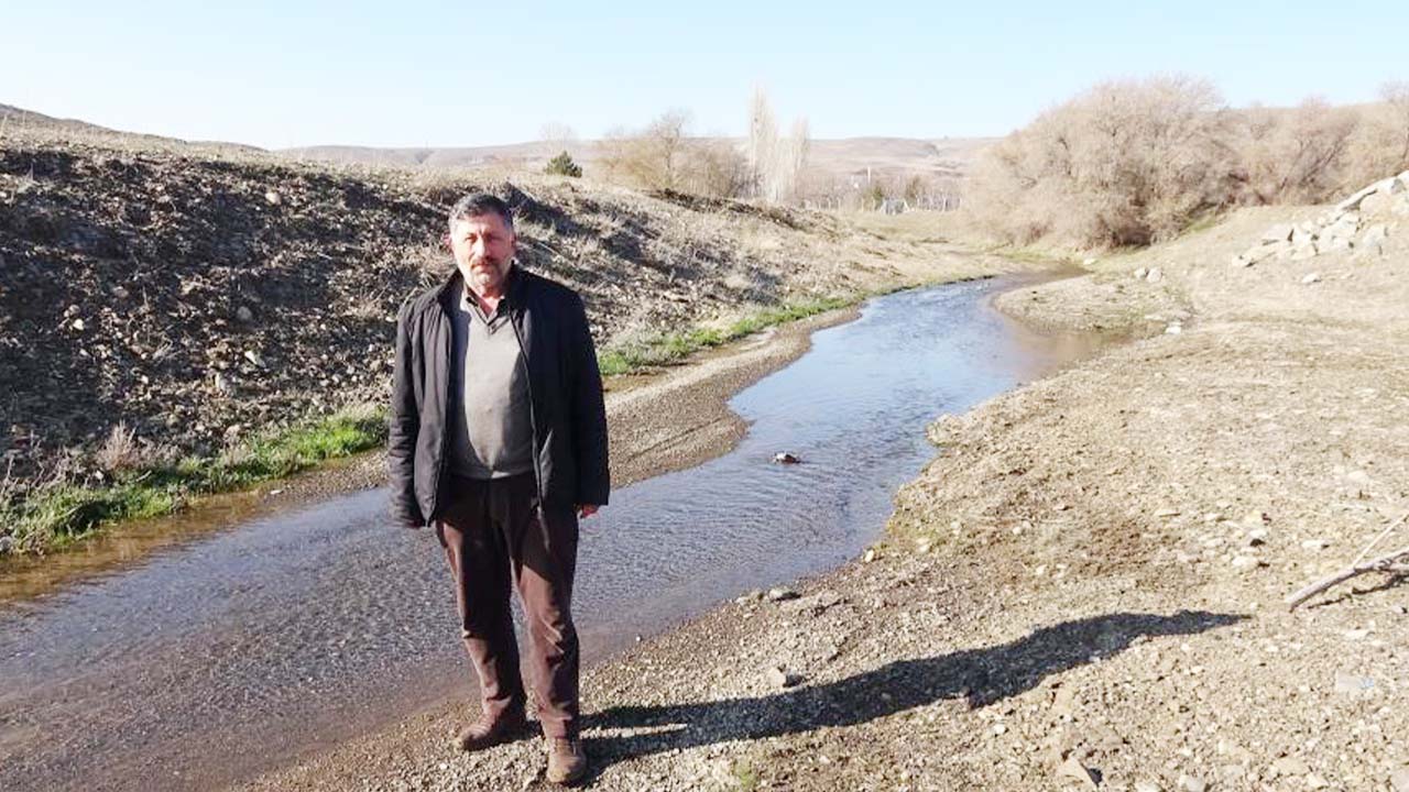 Çiftçiler Kara Düşünüyor (4)