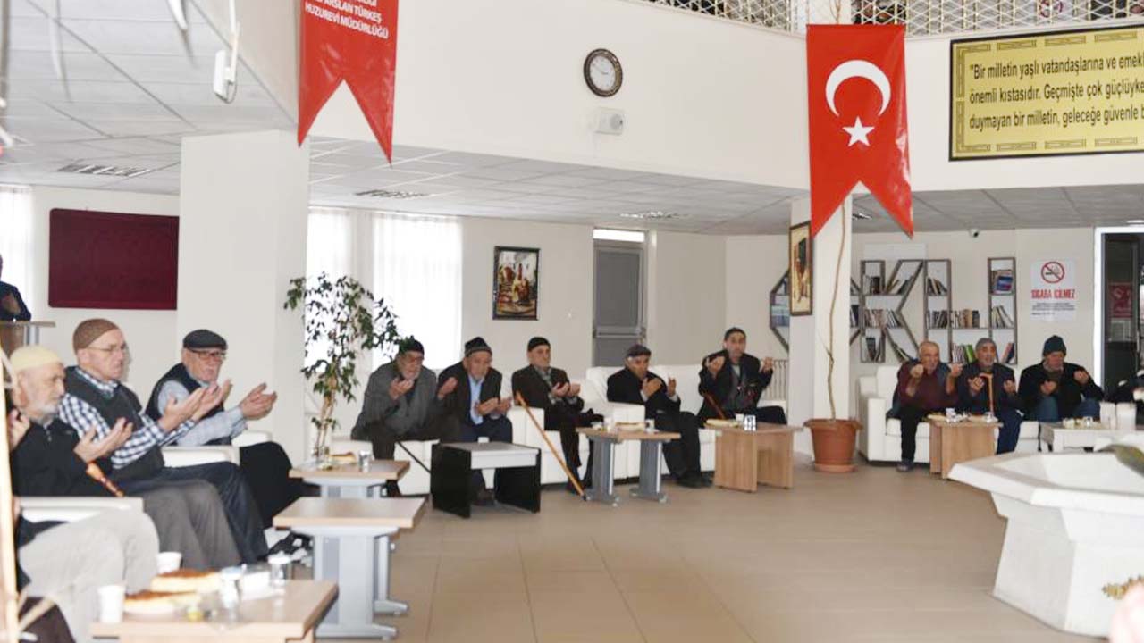 Miraç Kandili Huzurevi (3)