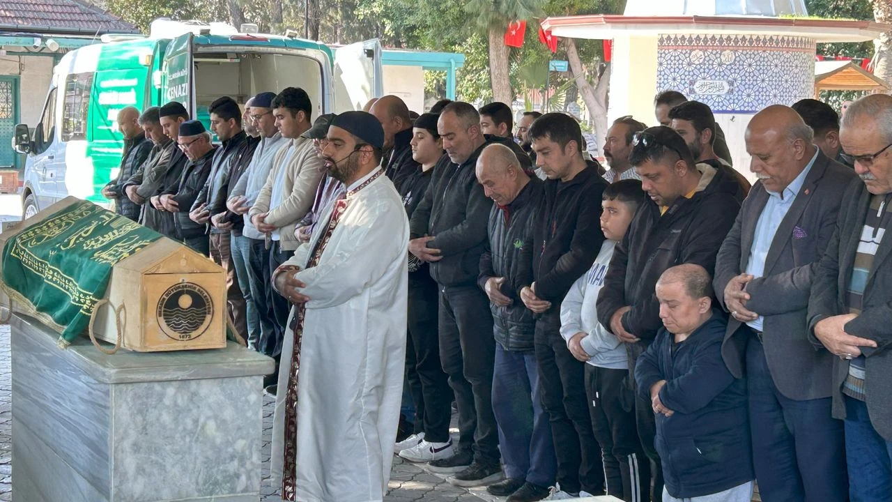 Tarsus'ta Akondroplazi Hastası Ali Aras Kimdir, Neden Öldü (1)-1
