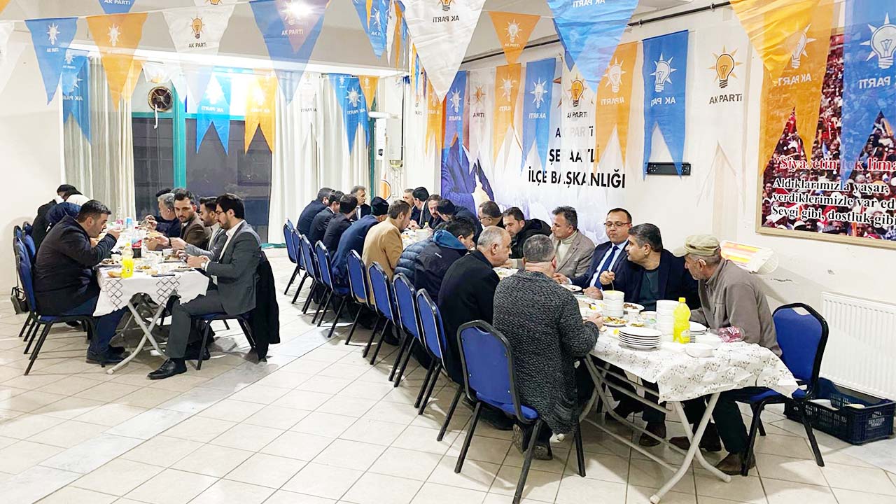 Ak Parti Şefaatli (1)