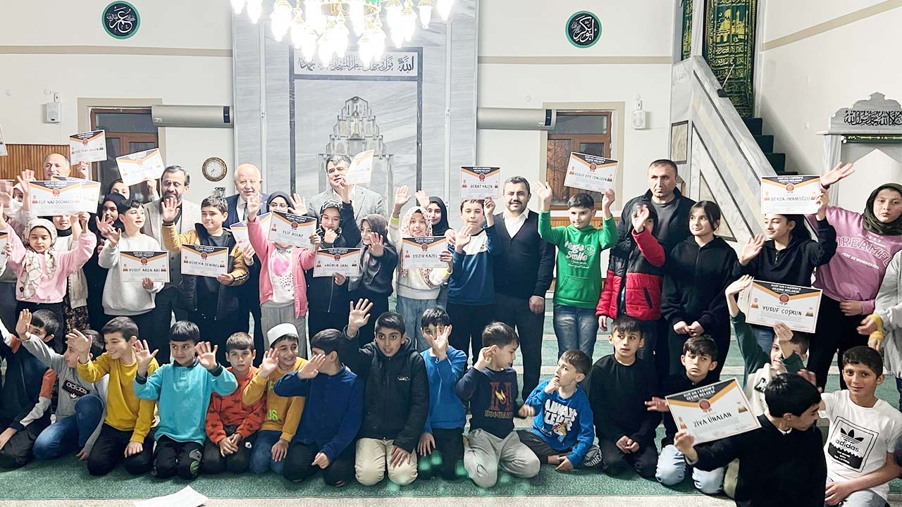 Akdağ Kuran Kursu (3)