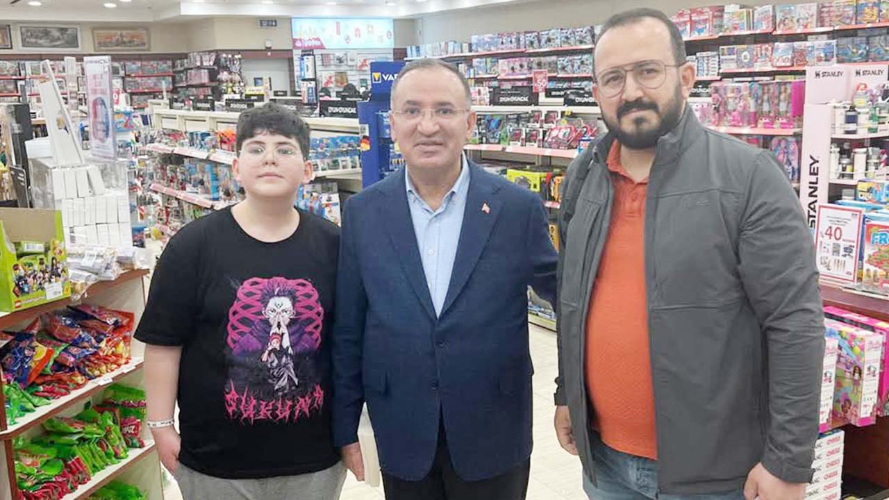 Bekir Bozdağ (1)