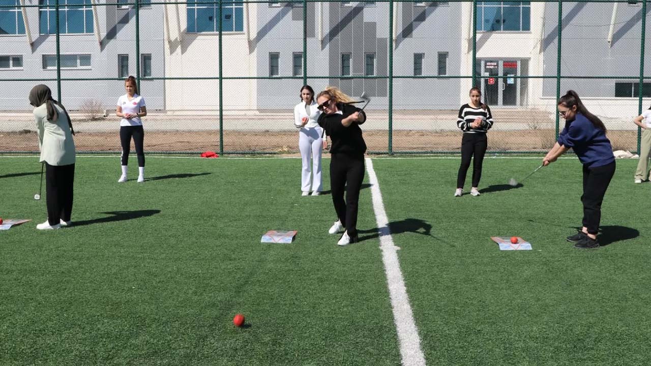 Golf (3)