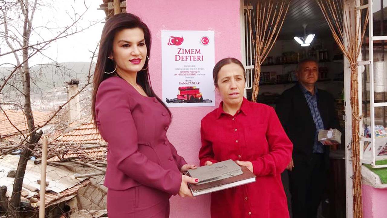 Gülşen Itik (3)