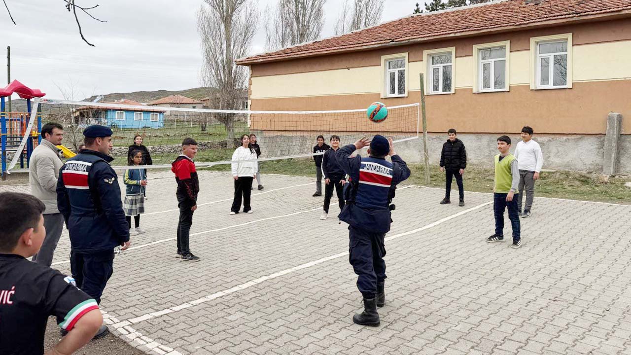 Jandarma 29 Okul Çevre (1)