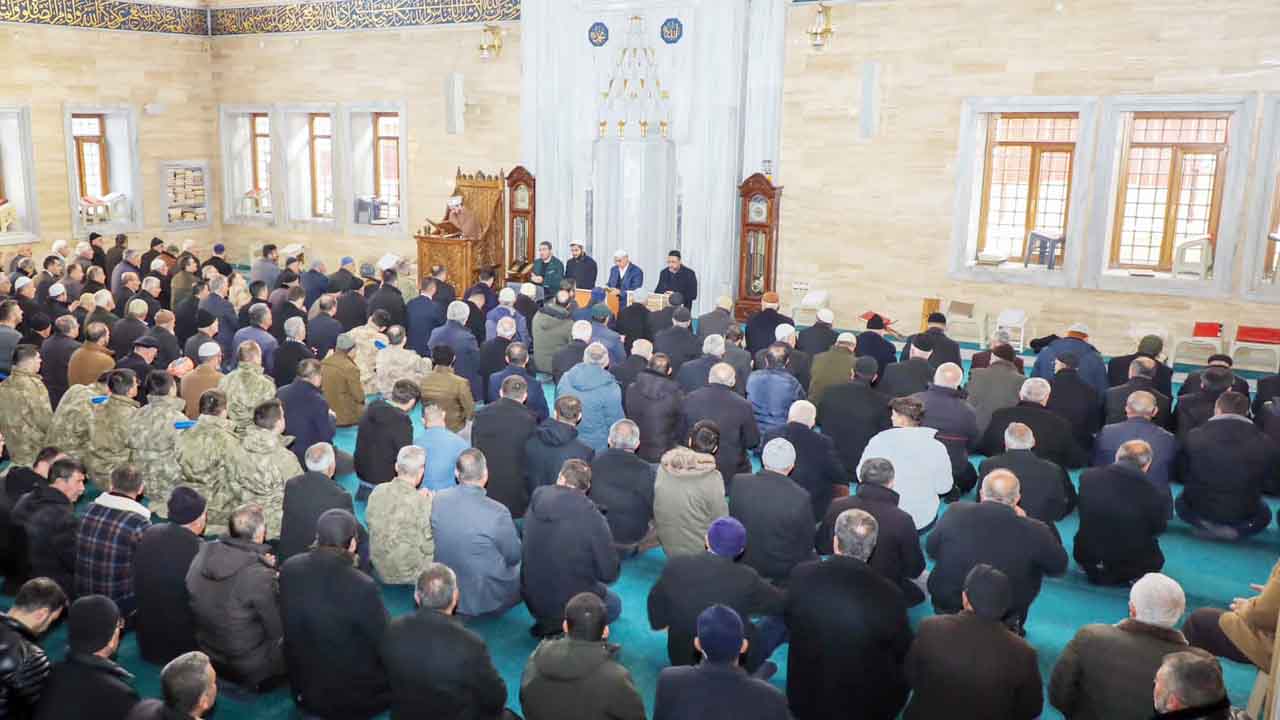 Osman Erbas Bitlis Ankara Anma 3